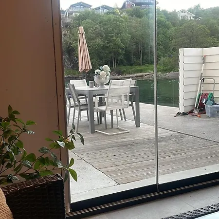 Large With Boathouse * Lunde (Hordaland)